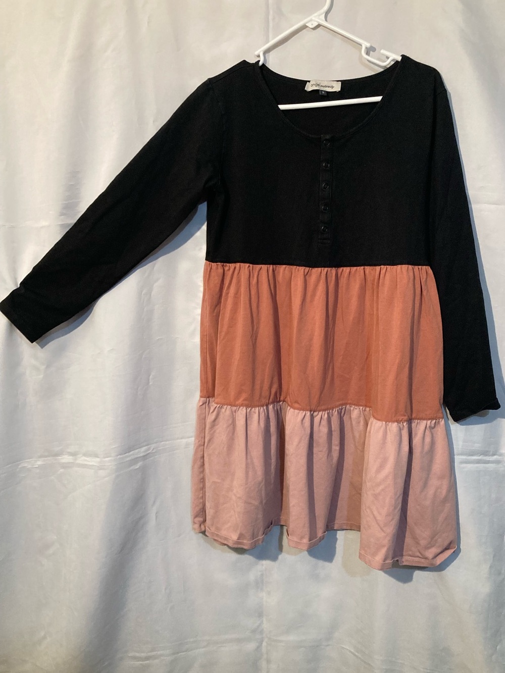 Women’s Colorblock Tiered Casual Dress — Black with Rose and Blush Tiers